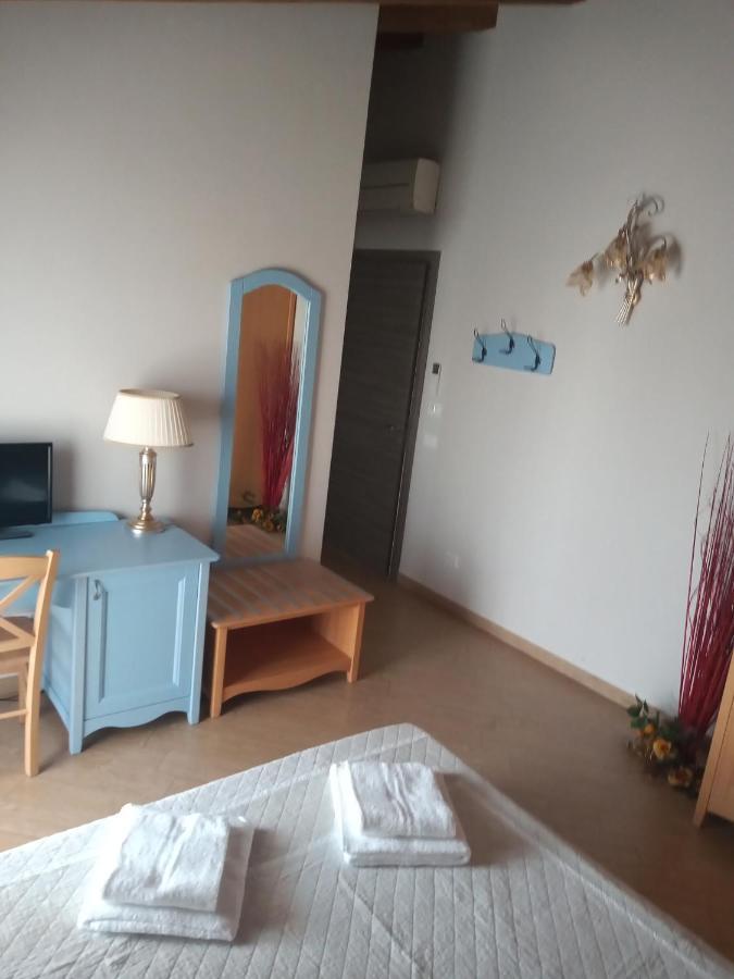 Rosa Dei Venti Hotel Провалио д'Исео Екстериор снимка
